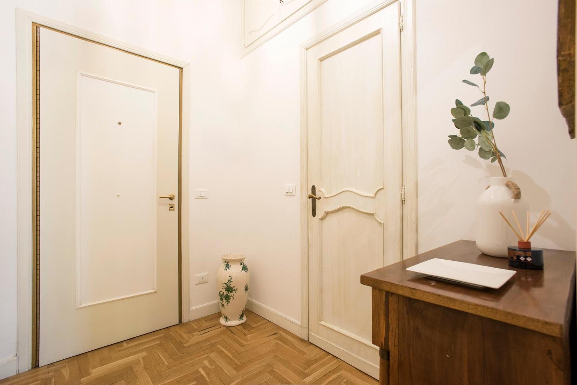 Av Domus Propaganda Apartment Rom