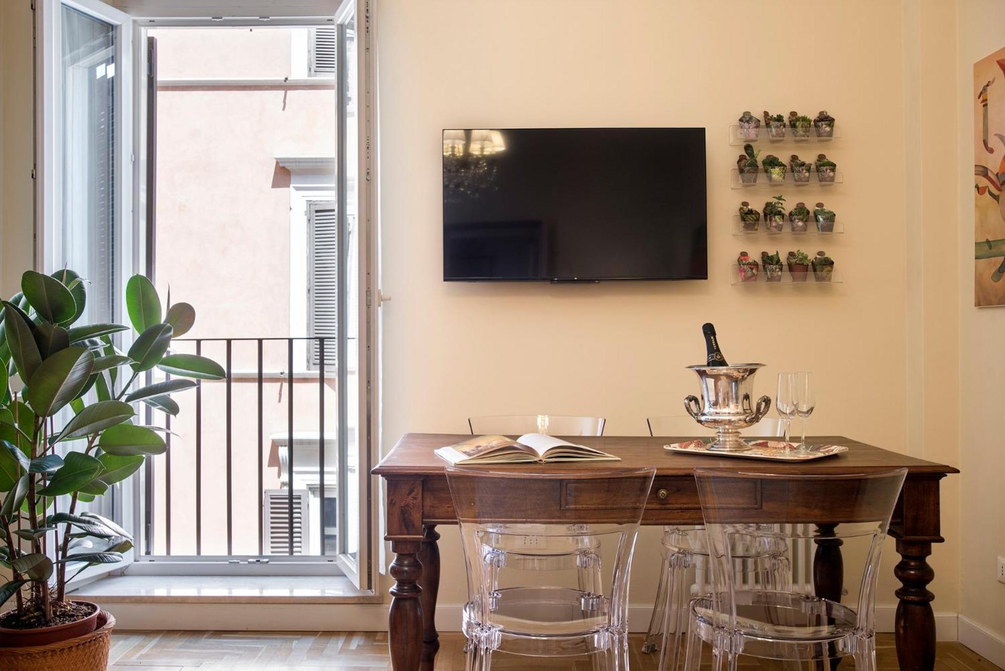 Av Domus Propaganda Apartment